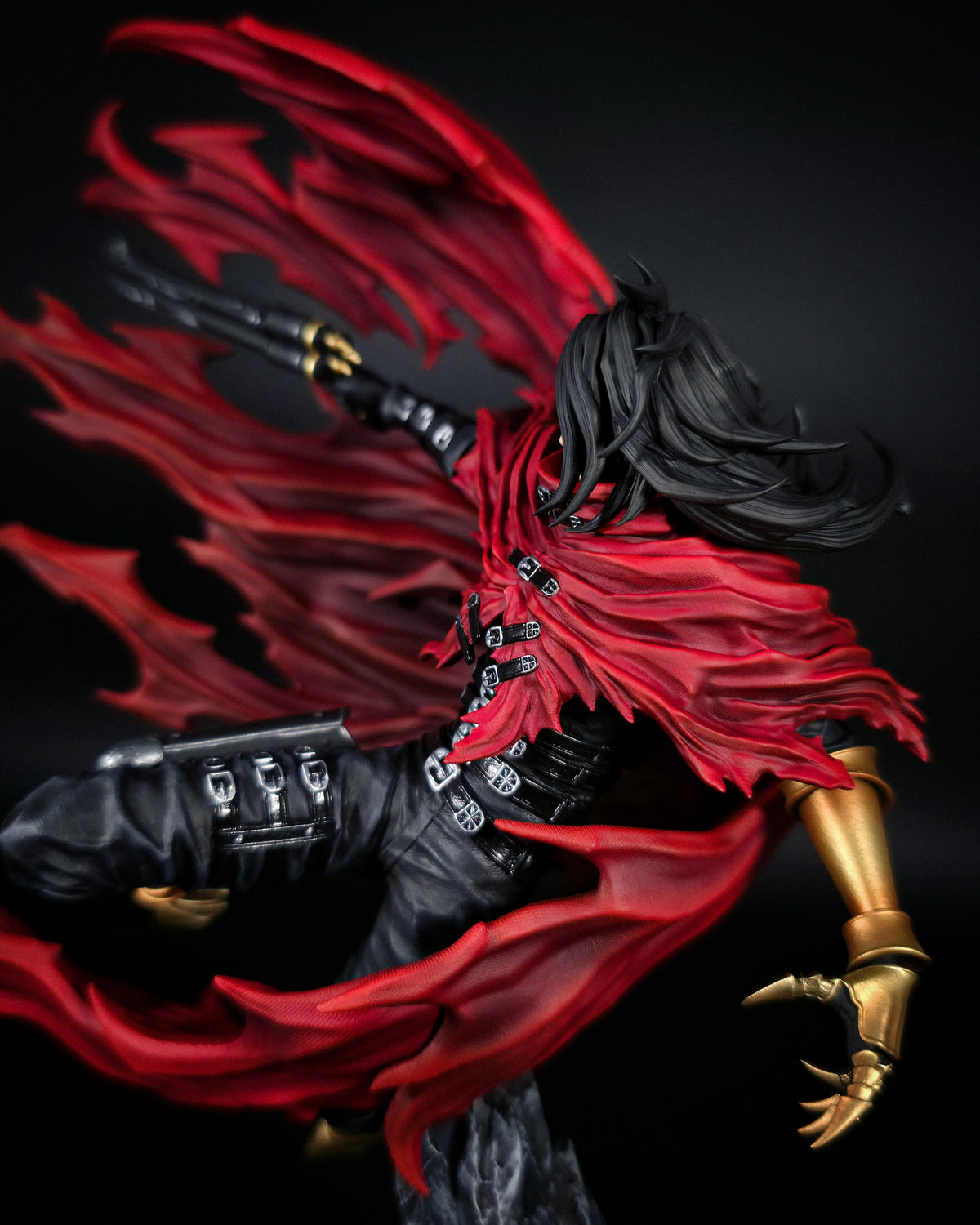 The Crimson Requiem Statue