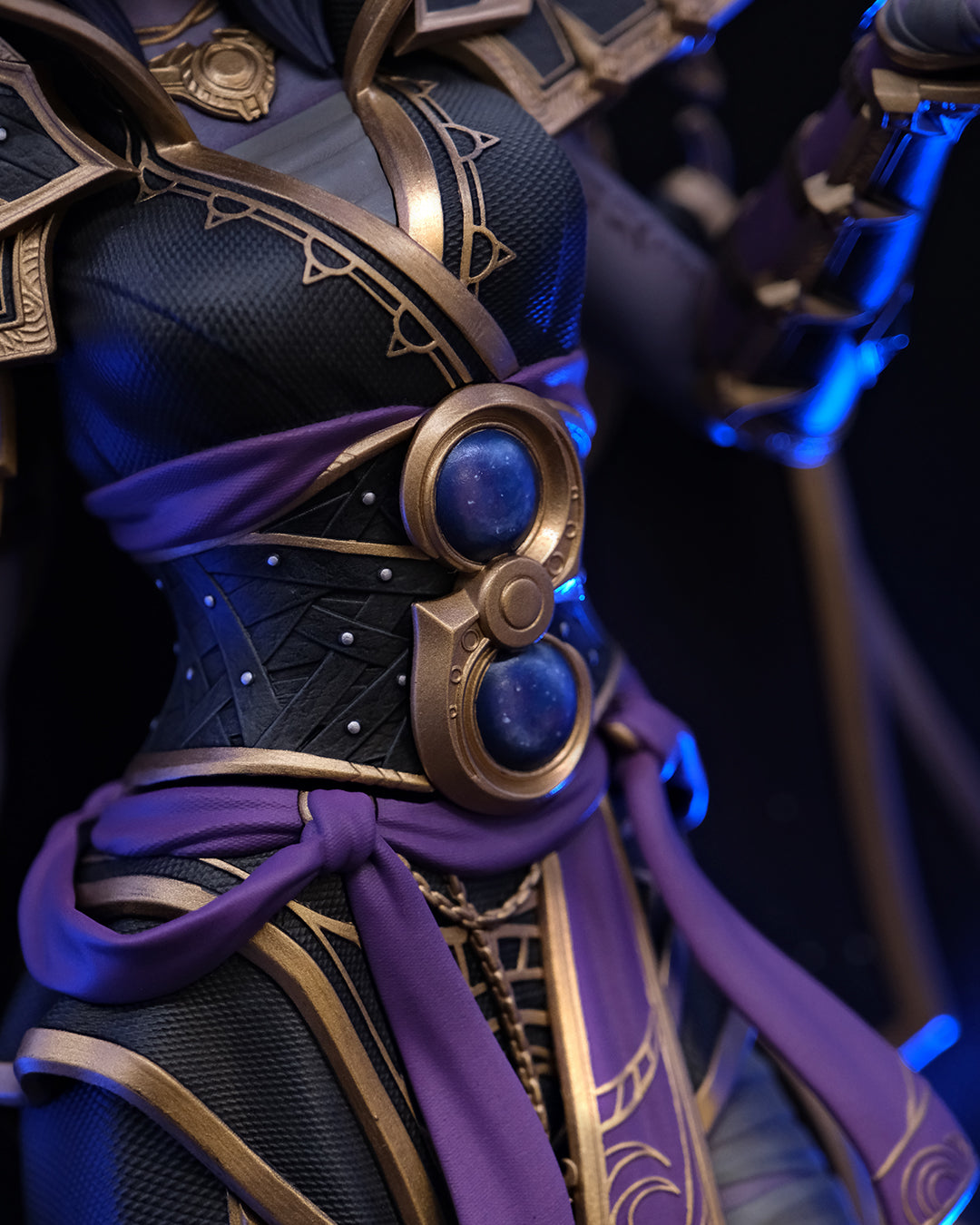 The Void Empress Statue