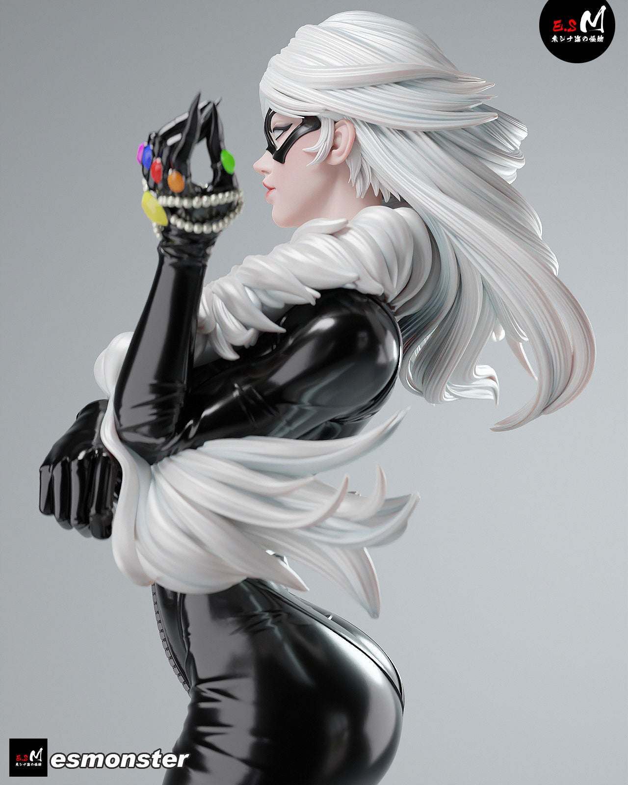 Felicia The Thief Statue