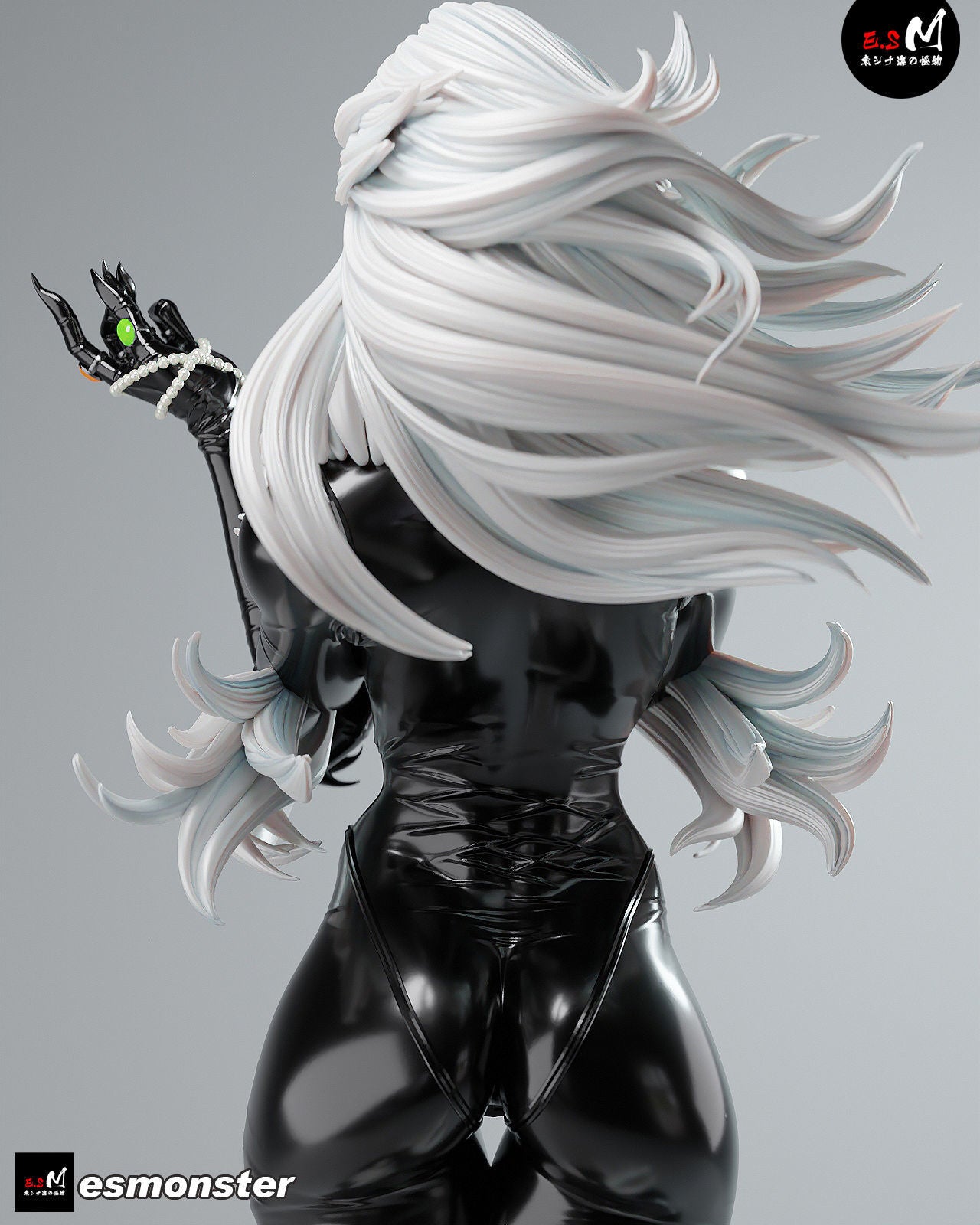 Felicia The Thief Statue
